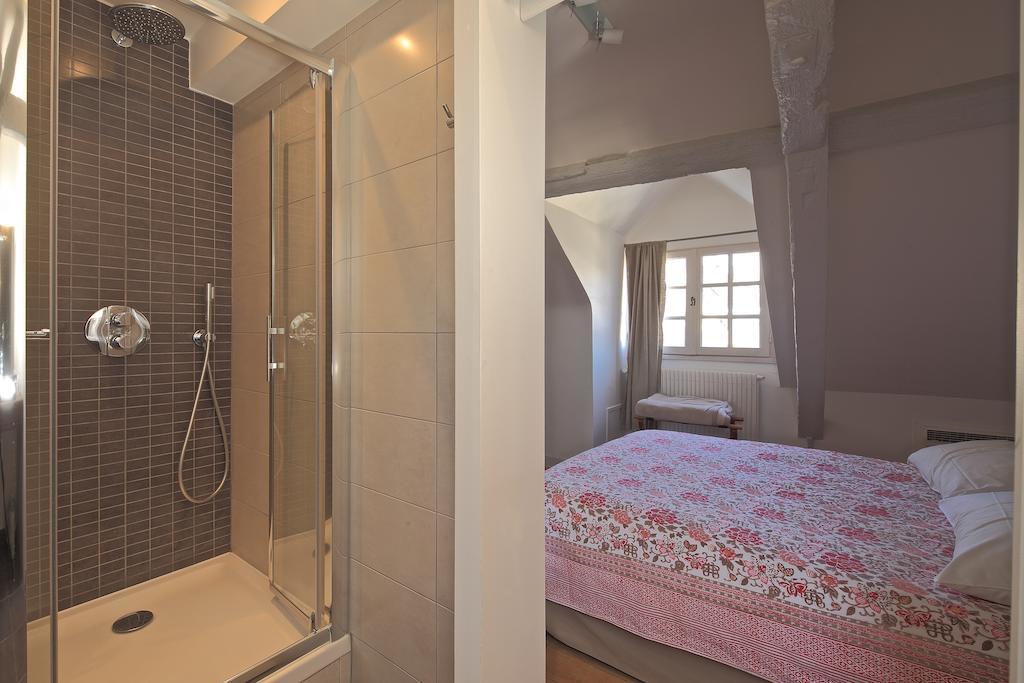Hotel De Biencourt Azay-le-Rideau Zimmer foto